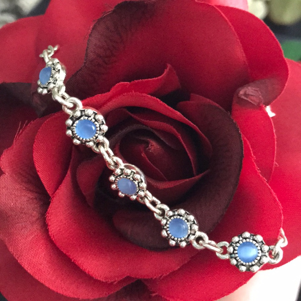 Montana Silversmith’s Blue Stone Bracelet